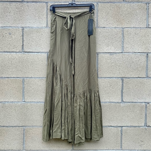 know one cares Pants - Olive Wide Leg Pants